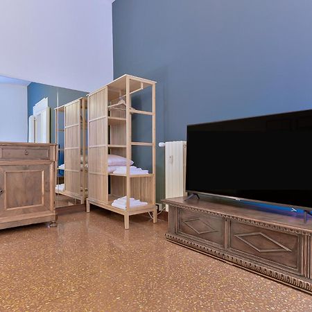 Mono Apartments Saragozza ボローニャ エクステリア 写真